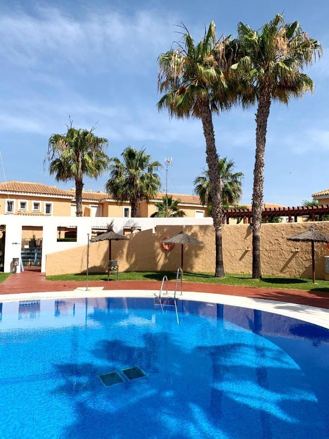 Apartamento Marinas Sol - Tu hogar con jardín privado! Vera Exterior foto
