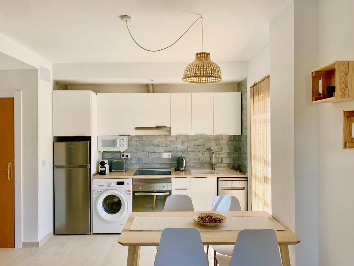 Apartamento Marinas Sol - Tu hogar con jardín privado! Vera Exterior foto