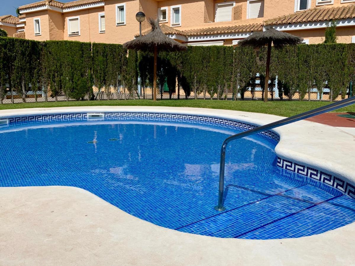 Apartamento Marinas Sol - Tu hogar con jardín privado! Vera Exterior foto